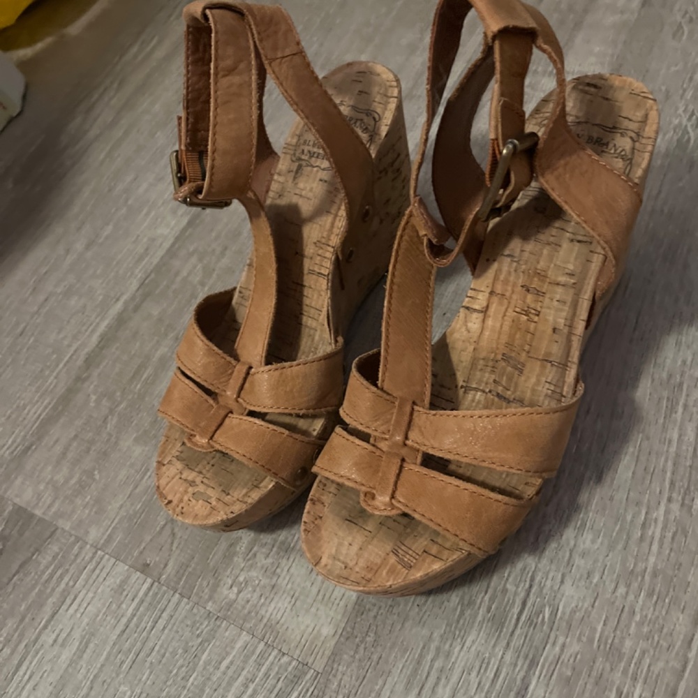 Shoes - Picture 3 of 3